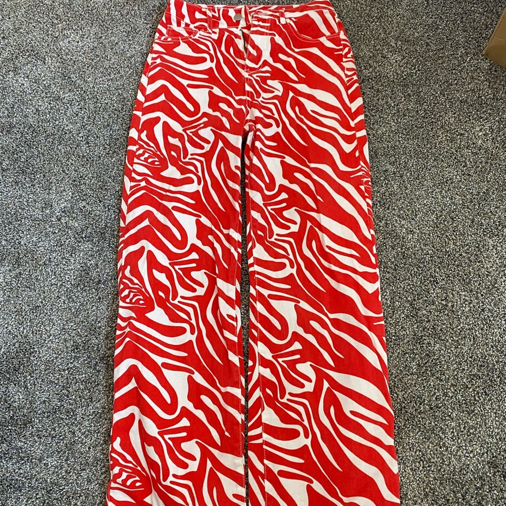 Shein straight jeans with pattern